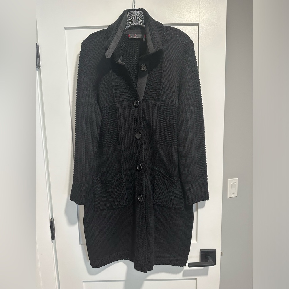 Dismero Collared, Button Down Pura Wool, Black Sweater Jacket, Size XL